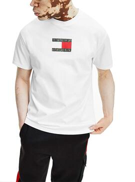 T-Shirt Tommy Jeans Camo Flag Branco para Homem