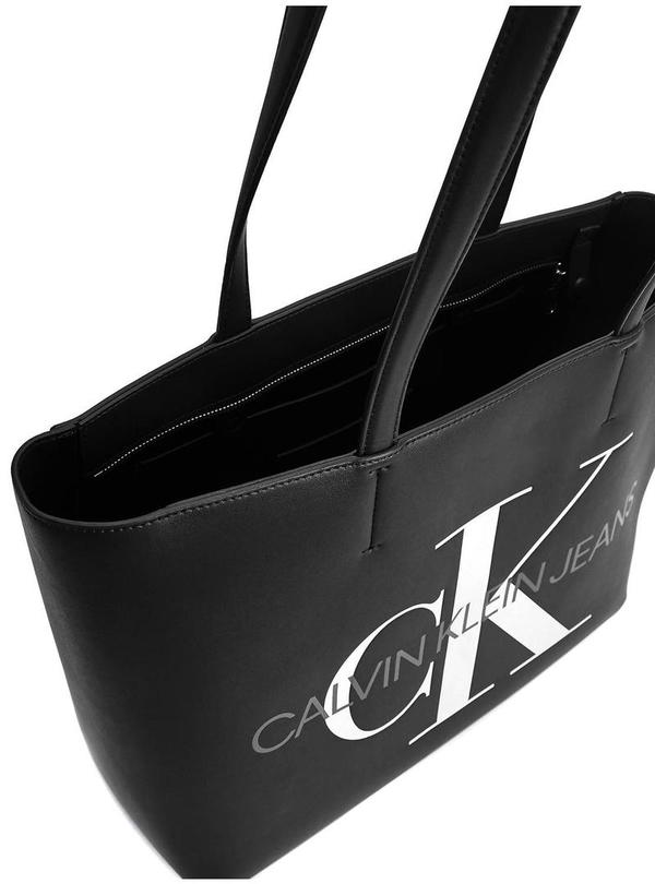 iphone 11 wristlet kate spade