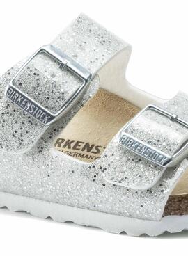 Sandálias Birkenstock Arizona prateadas para menina.