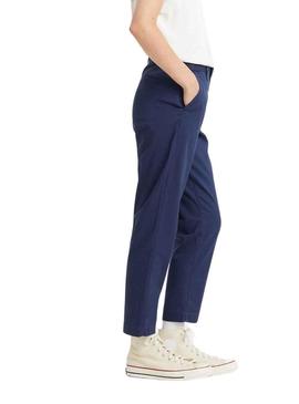 Calças Levis Essential Chino Azul Marinho para Mulher