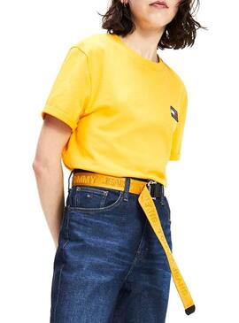 T-Shirt Tommy Jeans Badge Amarelo Para Mulher
