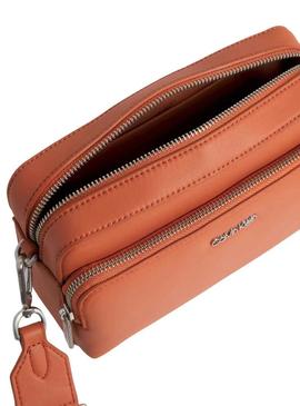 Bolsa Calvin Klein Must Camera Bag Laranja Mulher