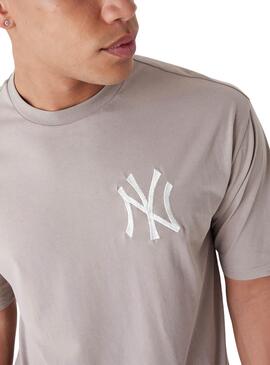 Camisa New Era New York Yankees League Marrom.