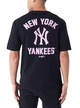 Camiseta New Era New York Yankees MLB Negro HombreTradução para o português: Camiseta New Era New York Yankees MLB Preta Masculina
