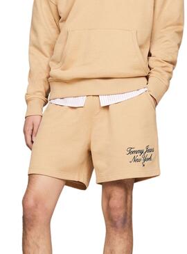 Bermuda Tommy Jeans Luxe Camel para Homem.