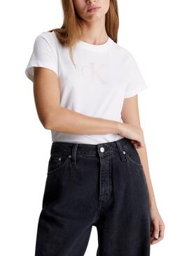Camisa Calvin Klein de seda Slim branca para mulher.