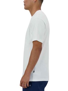 Camiseta New Balance Never Age Branca para Homem.