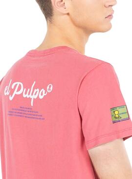 Camiseta O Polvo Estampado Texto Vermelho Rosa