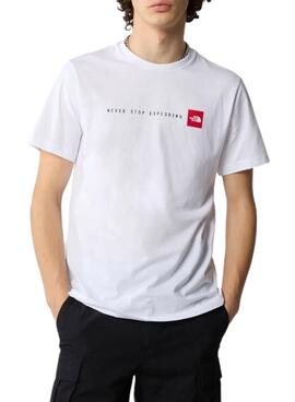 Camiseta The North Face Never Stop Branco Homem.