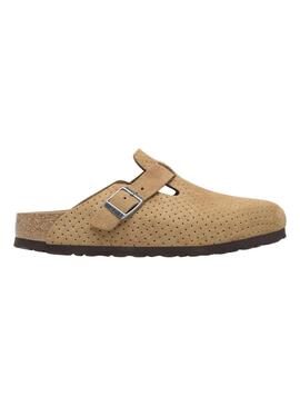 Tamancos Birkenstock Boston perfurados em camelo