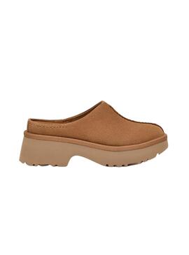 Tamancos UGG Cottage Clog Chestnut para mulher