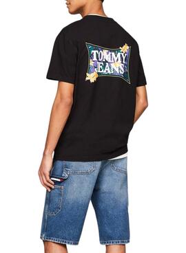 Camiseta Tommy Jeans Flower Regular Preta para Homens.