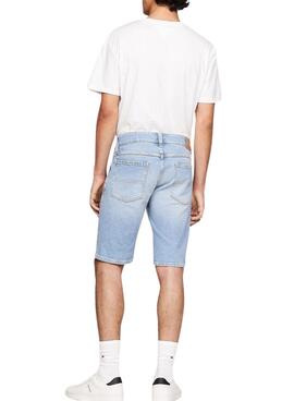 Bermuda Tommy Jeans Ronnie preta para homem.