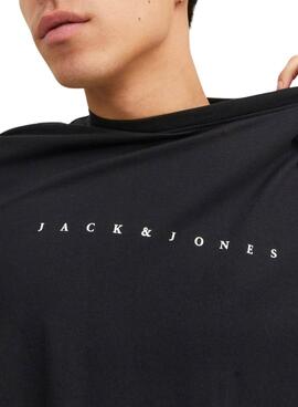 Camiseta Jack and Jones preta para homem.