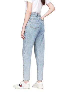 Calça jeans Tommy Jeans Mom Denim para mulher.