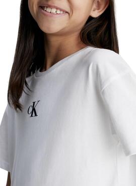 Camiseta Calvin Klein Logo Boxy Branco Menina