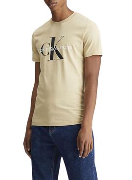 Camiseta Calvin Klein Jeans Seasonal Monólogo caqui para homem.