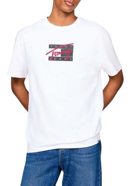 Camiseta Tommy Jeans Street Sign Flag branca para Homem.
