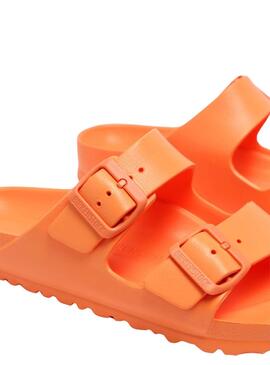Sandálias Birkenstock Arizona narrow fit laranja para mulher. 