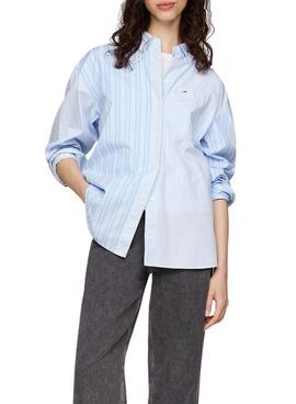 Camisa Tommy Jeans Oversize listrada azul para mulher