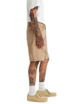 Bermudas Levis 468 Camel para homem
