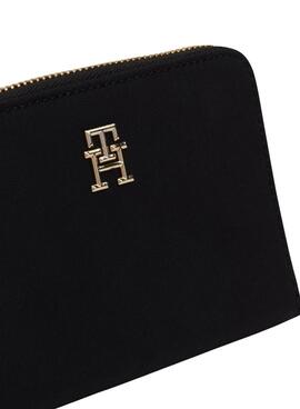 Carteira Tommy Hilfiger Mid preta para mulher