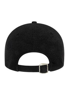Boné New Era Cosy preto para mulheres e homens