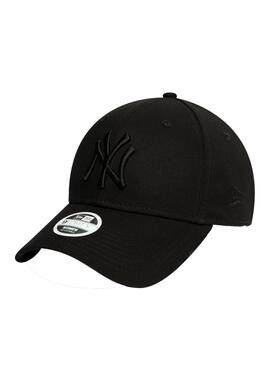 Boné New Era Essential 940 preto para homens e mulheres