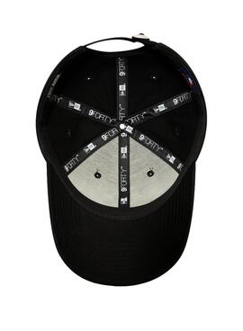 Boné New Era Essential 940 preto para homens e mulheres