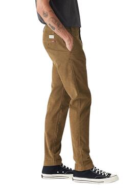Calças Levis XX Chino Standard Taper de Veludo Cotelê Camelo para Homem