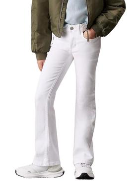 Calças Calvin Klein Mid Rise Flared brancas.
