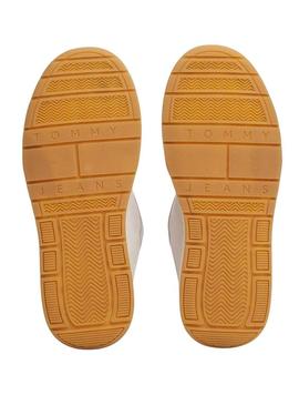 Sapatilhas Tommy Jeans Skate cinza para mulher.