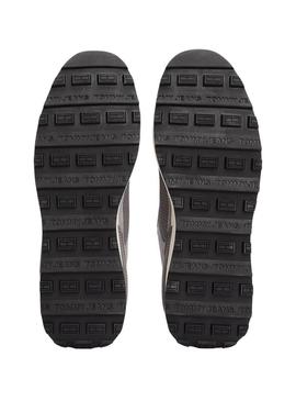 Tênis Tommy Jeans Technical cinza para homem.