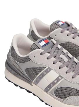 Tênis Tommy Jeans Technical cinza para homem.