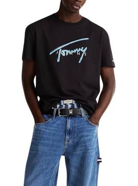 Camiseta Tommy Jeans Signature preta para homem.