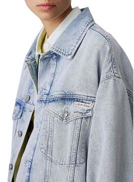 Jaqueta jeans Calvin Klein Jeans Boxy para mulher.