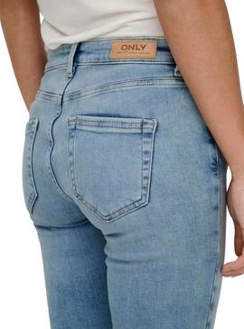 Calça de ganga Only Blush em denim claro para mulher.