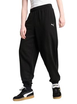 Calças Puma Wardrobe pretas para mulher.