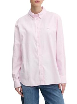 Camisa Tommy Jeans Oxford listrada rosa para mulher.