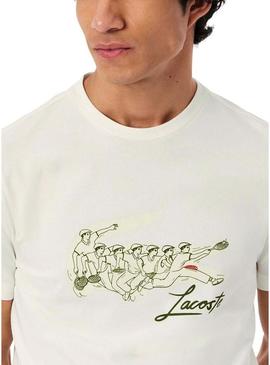 Camisa de tênis Lacoste com estampa René Lacoste bege para homem.