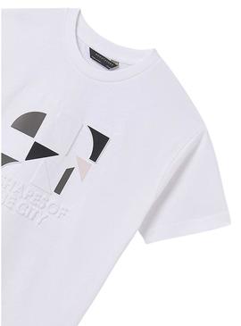 Camisa Mayoral em relevo branco para menino