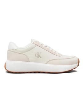 Tênis Calvin Klein Runner Mix bege para mulher.