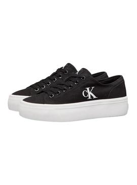 Sapatilhas Calvin Klein Flatform Low pretas para mulher.