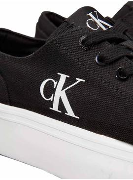 Sapatilhas Calvin Klein Flatform Low pretas para mulher.
