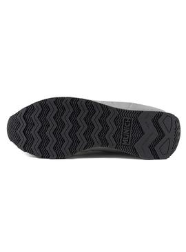 Sapatilhas Munich UM 79 cinza para homem.
