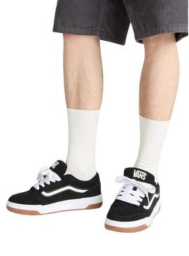 Tênis Vans Hylane preto para homens.