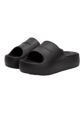 Sandálias Tommy Jeans Chuncky Pool preto para mulher.