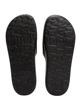 Sandálias Tommy Jeans Chuncky Pool preto para mulher.