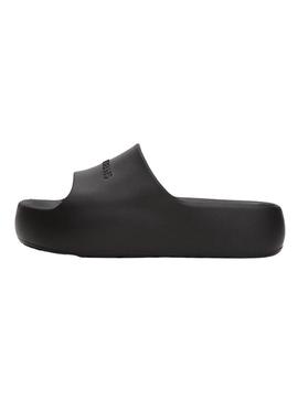 Sandálias Tommy Jeans Chuncky Pool preto para mulher.