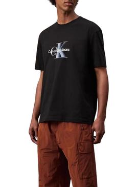 Camiseta Calvin Klein Jeans Monologo preta para homem